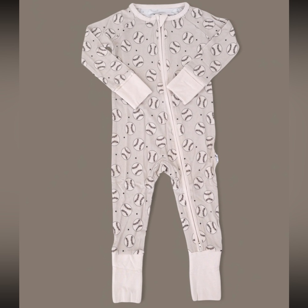 *LIKE NEW* Dream big little co swing for the stars dream romper